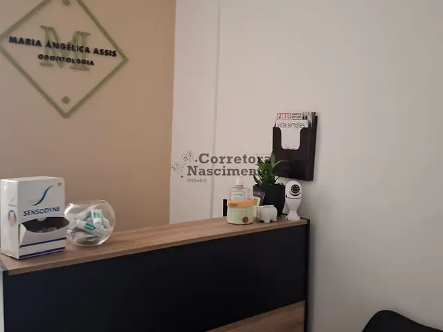 Sala à venda, no bairro Jardim Pereira do Amparo em Jacareí