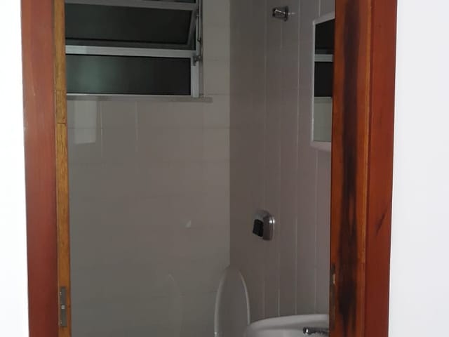 Sala para alugar, no bairro Corrêas em Petrópolis
