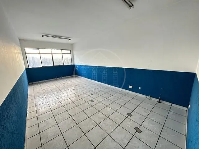 Sala com 30m², para alugar, no bairro Vila Gea em São Paulo