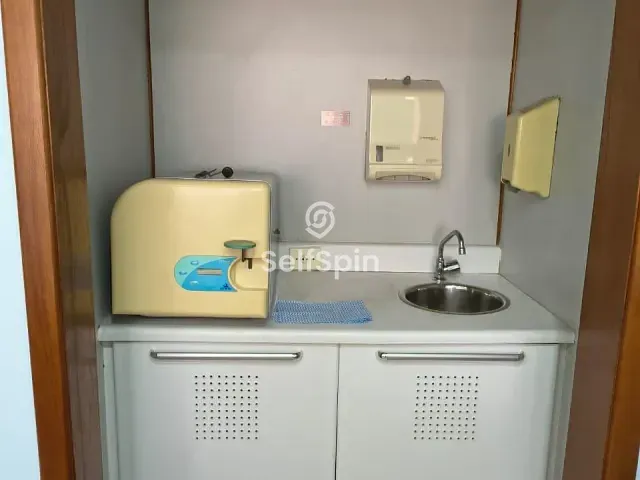 Sala para alugar, no bairro Centro em Niterói
