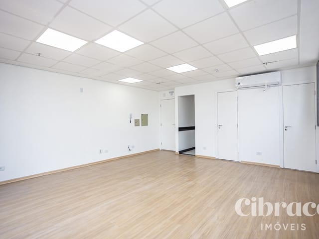 Sala para alugar, no bairro Centro em Curitiba