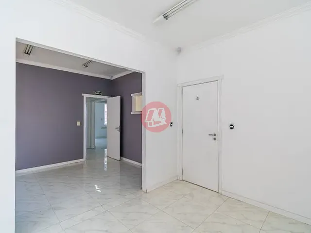 Sala para alugar, no bairro Floresta em Porto Alegre