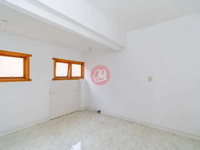 Sala para alugar, no bairro Floresta em Porto Alegre