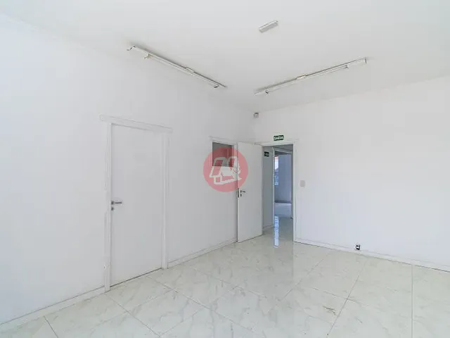Sala para alugar, no bairro Floresta em Porto Alegre