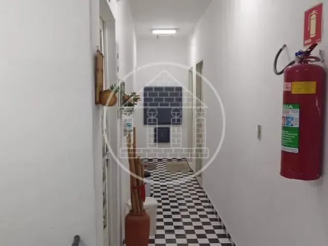 Sala para alugar, no bairro Interlagos em São Paulo