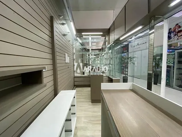 Sala para alugar, no bairro Centro em Itajaí