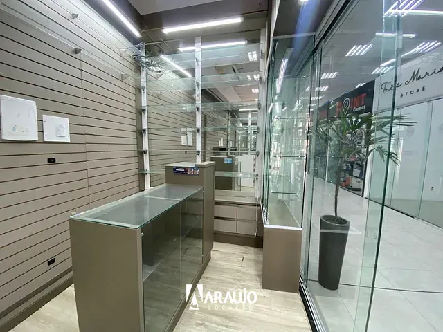 Sala para alugar, no bairro Centro em Itajaí