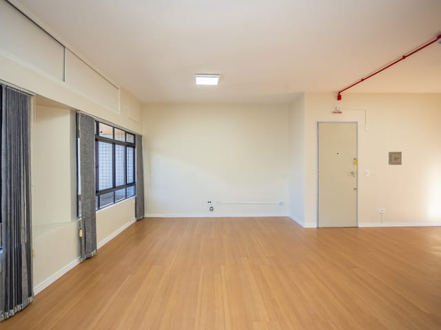 Sala para alugar, no bairro Rebouças em Curitiba