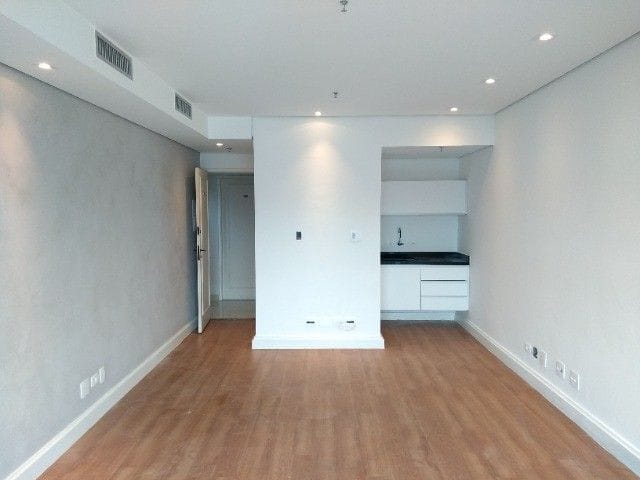 Sala com 31m², para alugar, no bairro Jardim Paulista em São Paulo