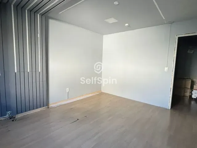 Sala para alugar, no bairro Centro em Niterói