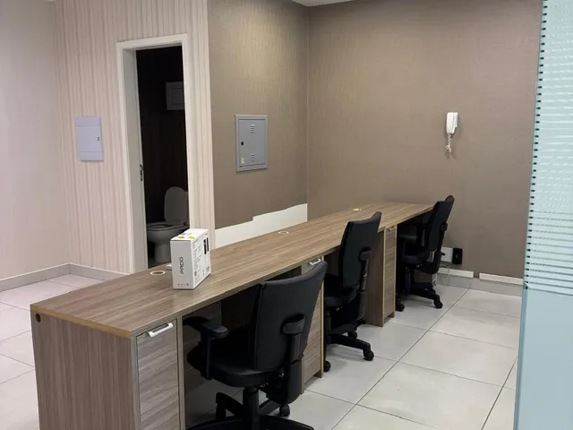 Sala para alugar, no bairro Gleba Fazenda Palhano em Londrina