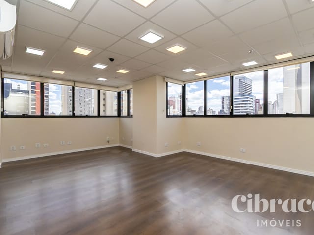Sala para alugar, no bairro Centro em Curitiba