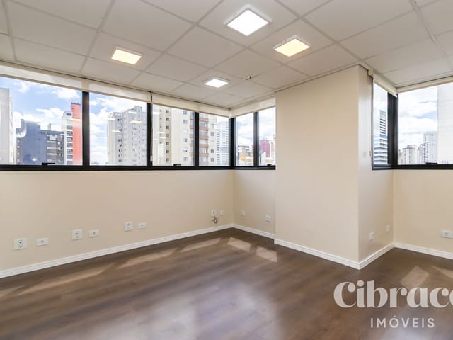 Sala para alugar, no bairro Centro em Curitiba