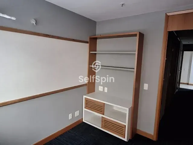 Sala para alugar, no bairro Centro em Niterói