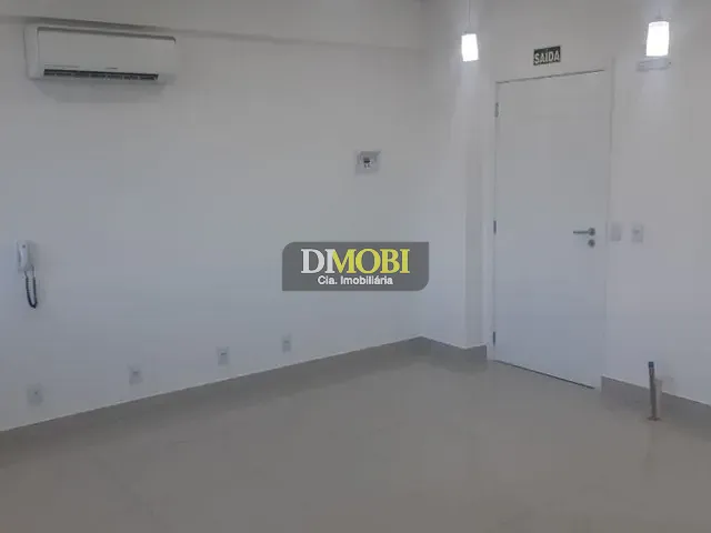 Sala com 25m², à venda, no bairro Centro em Gravataí
