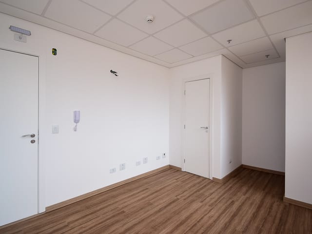 Sala para alugar, no bairro Centro em Curitiba