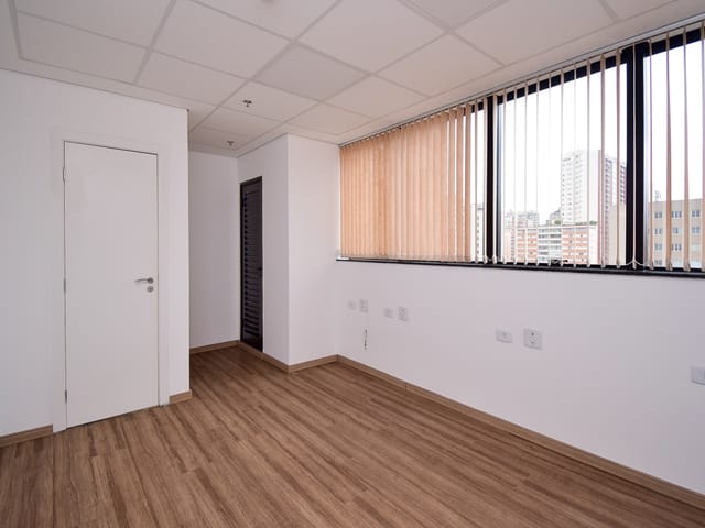 Sala para alugar, no bairro Centro em Curitiba