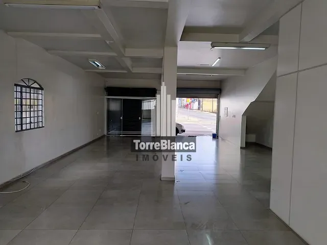 Sala com 110m², para alugar, no bairro Uvaranas em Ponta Grossa