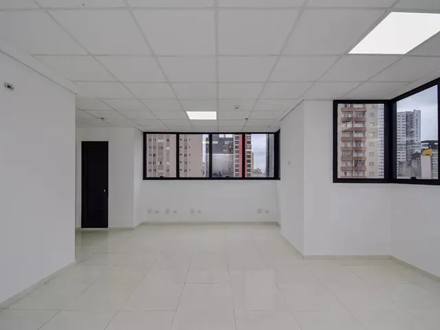 Sala para alugar, no bairro Centro em Curitiba