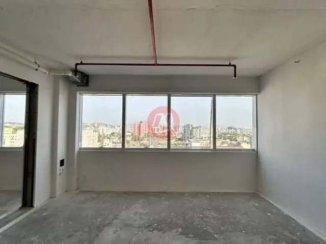 Sala com 38m², à venda, no bairro Santana em Porto Alegre