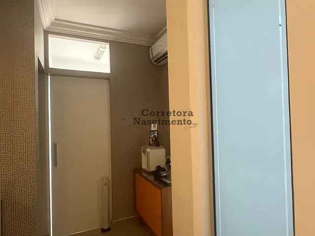 Sala à venda, no bairro Jardim Pereira do Amparo em Jacareí