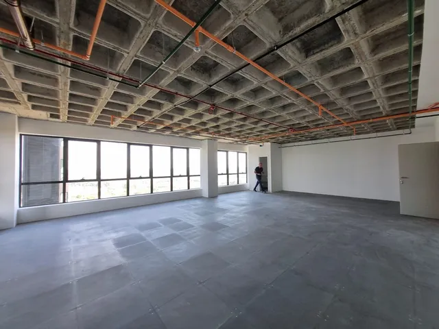 Sala para alugar, no bairro Gleba Fazenda Palhano em Londrina