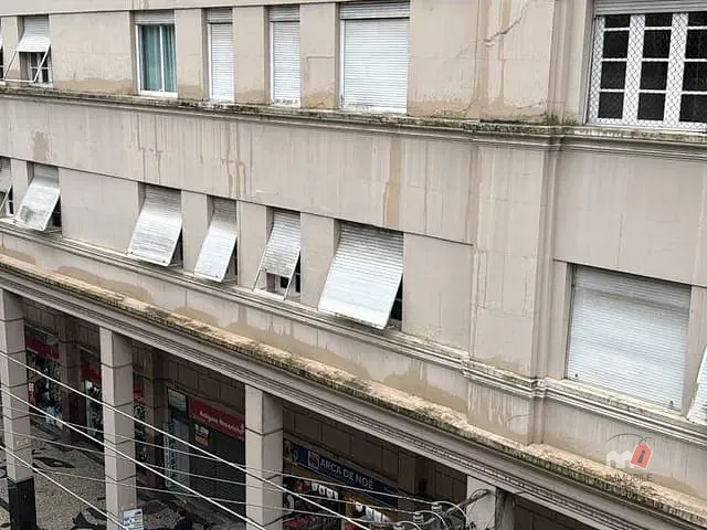 Sala para alugar, no bairro Centro em Petrópolis
