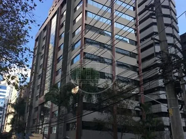 Sala com 175m², para alugar, no bairro Brooklin Paulista em São Paulo