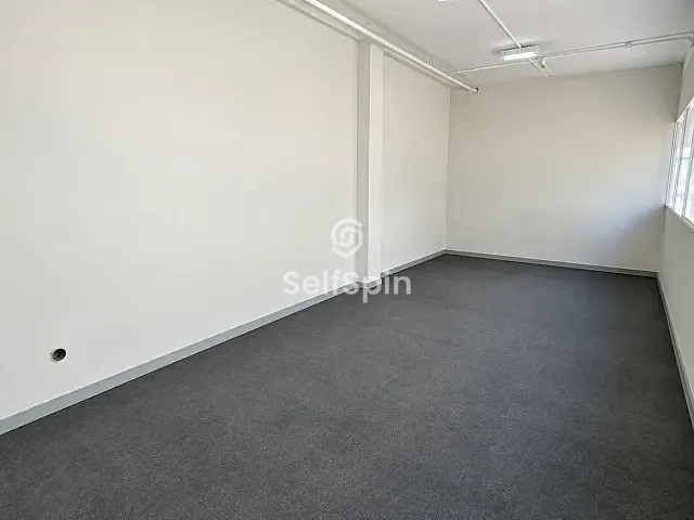 Sala para alugar, no bairro Centro em Niterói