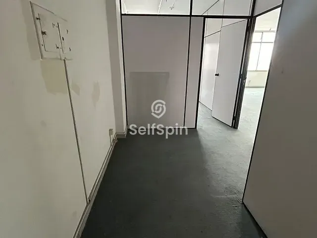 Sala para alugar, no bairro Centro em Niterói