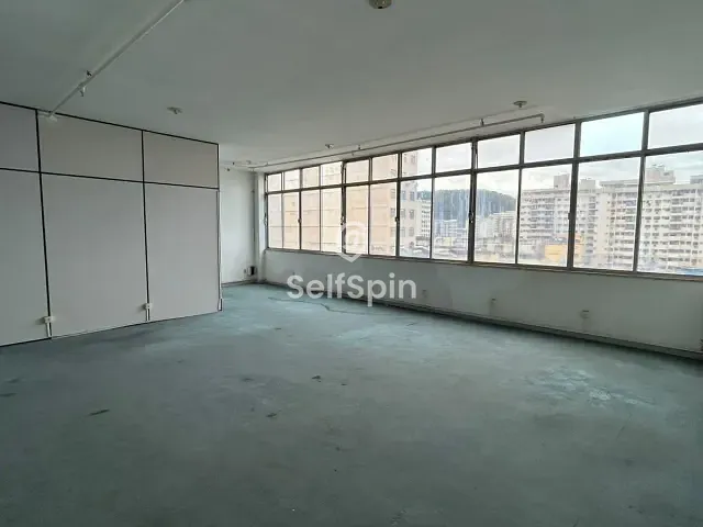 Sala para alugar, no bairro Centro em Niterói