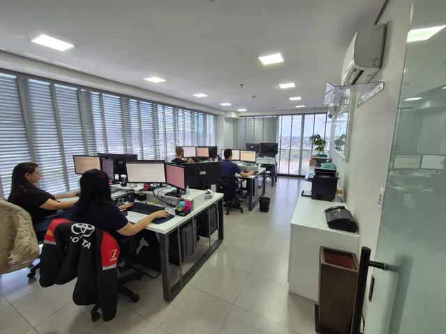 Sala à venda, no bairro Gleba Palhano em Londrina