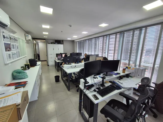 Sala à venda, no bairro Gleba Palhano em Londrina