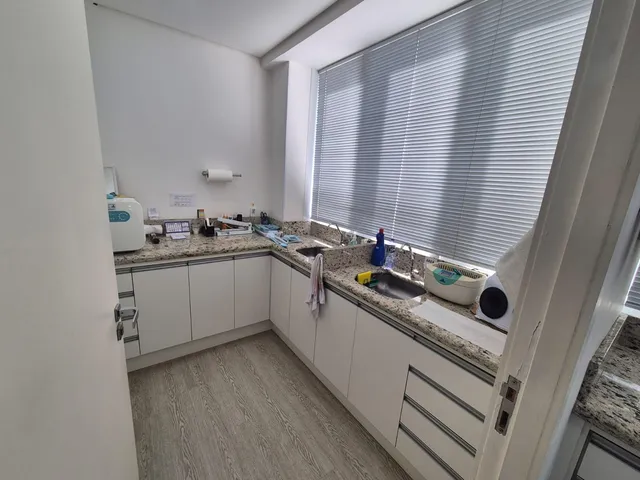 Sala à venda, no bairro Gleba Palhano em Londrina