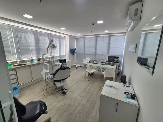 Sala à venda, no bairro Gleba Palhano em Londrina
