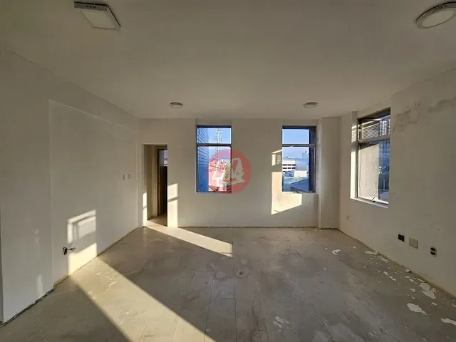 Sala para alugar, no bairro Rio Branco em Porto Alegre