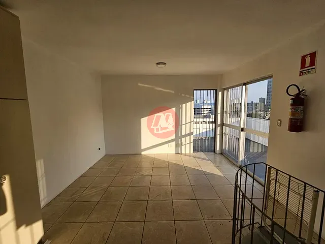 Sala para alugar, no bairro Rio Branco em Porto Alegre
