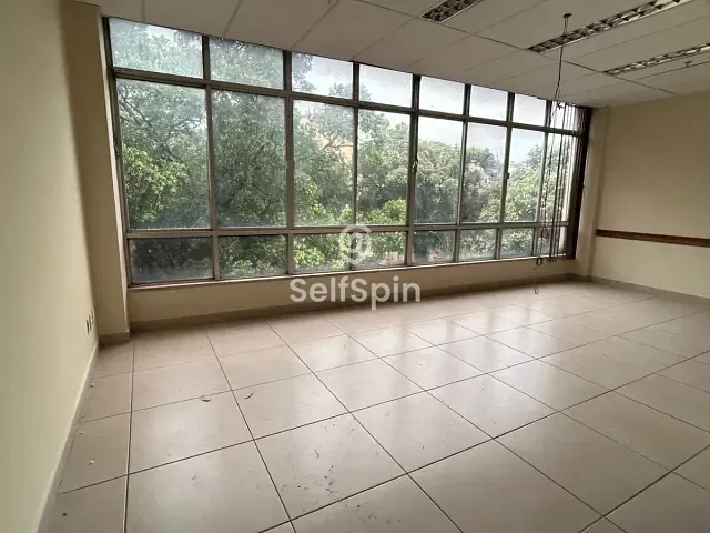 Sala para alugar, no bairro Centro em Niterói