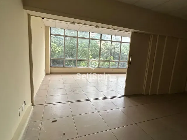 Sala para alugar, no bairro Centro em Niterói
