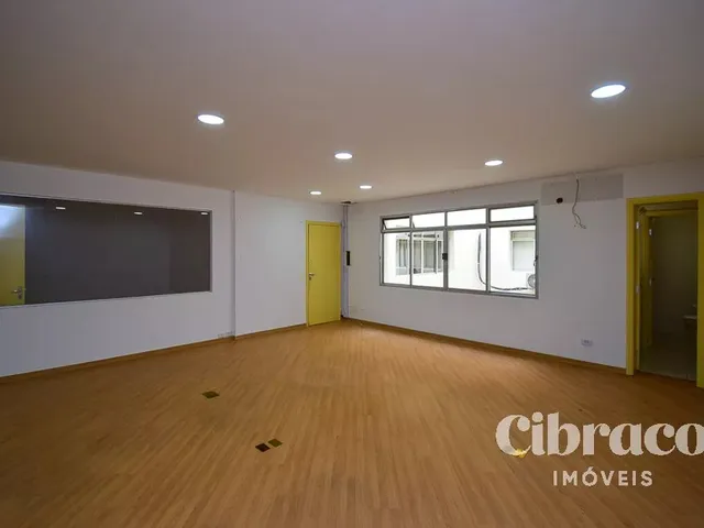 Sala para alugar, no bairro Centro em Curitiba