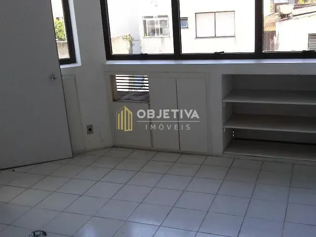 Loja à venda, no bairro Centro Histórico em Porto Alegre