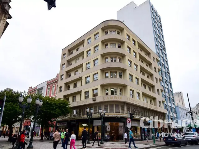 Sala para alugar, no bairro Centro em Curitiba