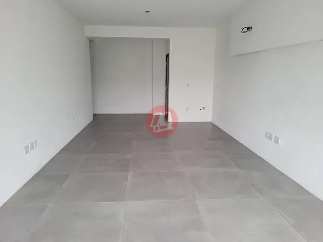 Sala para alugar, no bairro Chácara das Pedras em Porto Alegre