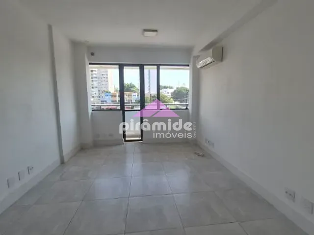 Sala com 24m², para alugar, no bairro Jardim São Dimas em São José dos Campos