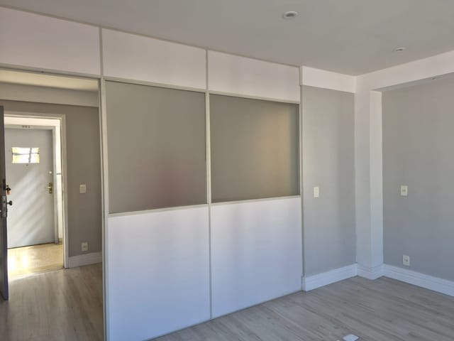 Sala para alugar, no bairro Centro em Petrópolis