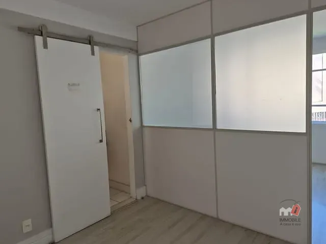 Sala para alugar, no bairro Centro em Petrópolis
