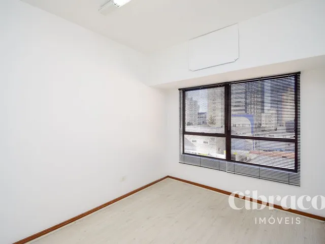Sala para alugar, no bairro Centro em Curitiba
