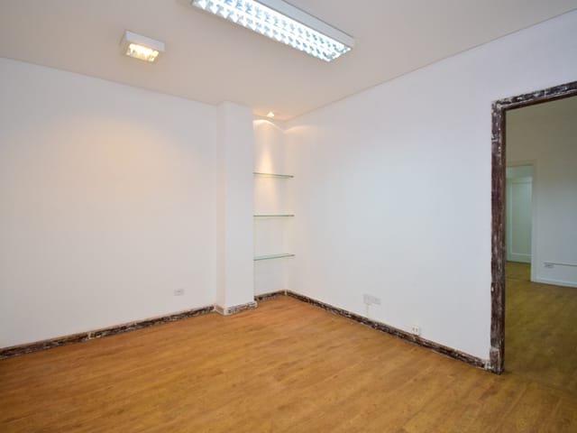 Sala para alugar, no bairro Centro em Curitiba