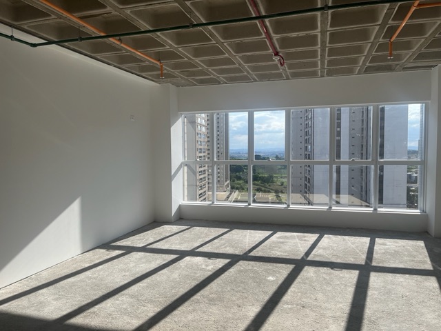 Sala para alugar, no bairro Gleba Fazenda Palhano em Londrina