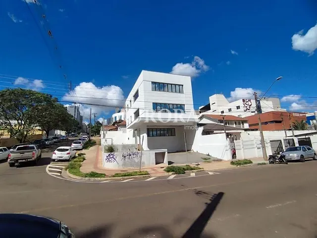 Sala com 330m², para alugar, no bairro Jardim America em Londrina